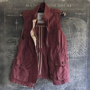 Abercrombie utility vest - like new!!